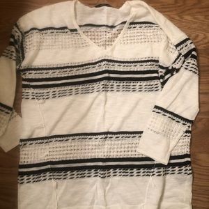 V neck top/sweater
